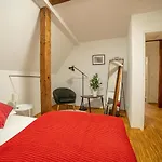 شقة Fullhouse - - M18 - Fahrstuhl - Smarttv - Marktlage *
