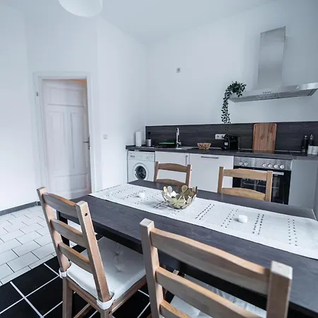 Fullhouse - - M18 - Fahrstuhl - Smarttv - Marktlage Apartment Erfurt