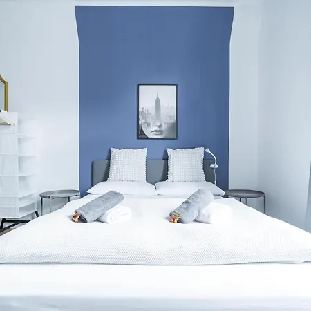 Apartment Fullhouse - - M18 - Fahrstuhl - Smarttv - Marktlage