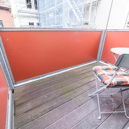 Apartment Fullhouse - - M18 - Fahrstuhl - Smarttv - Marktlage *