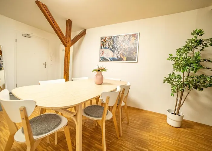 Fullhouse - - M18 - Fahrstuhl - Smarttv - Marktlage Lejlighed *