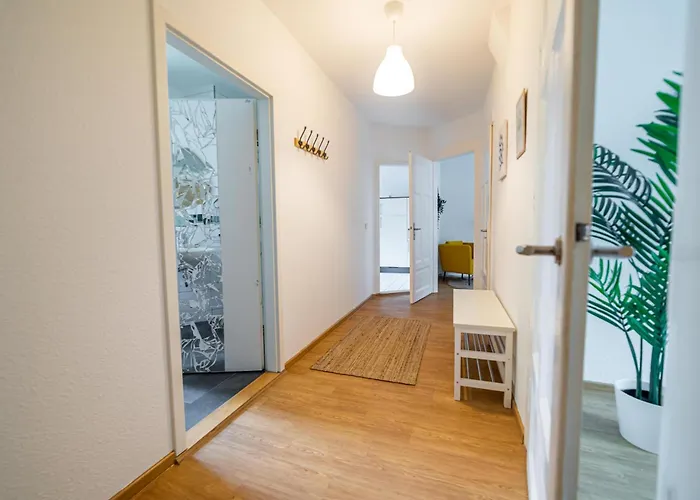 Fullhouse - - M18 - Fahrstuhl - Smarttv - Marktlage * Érfurt